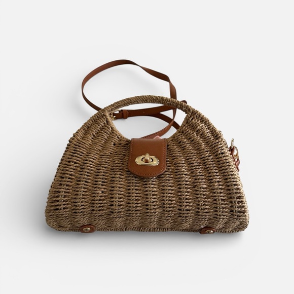 miscellaneous Handbags - Elegant Tan Woven Shoulder Bag